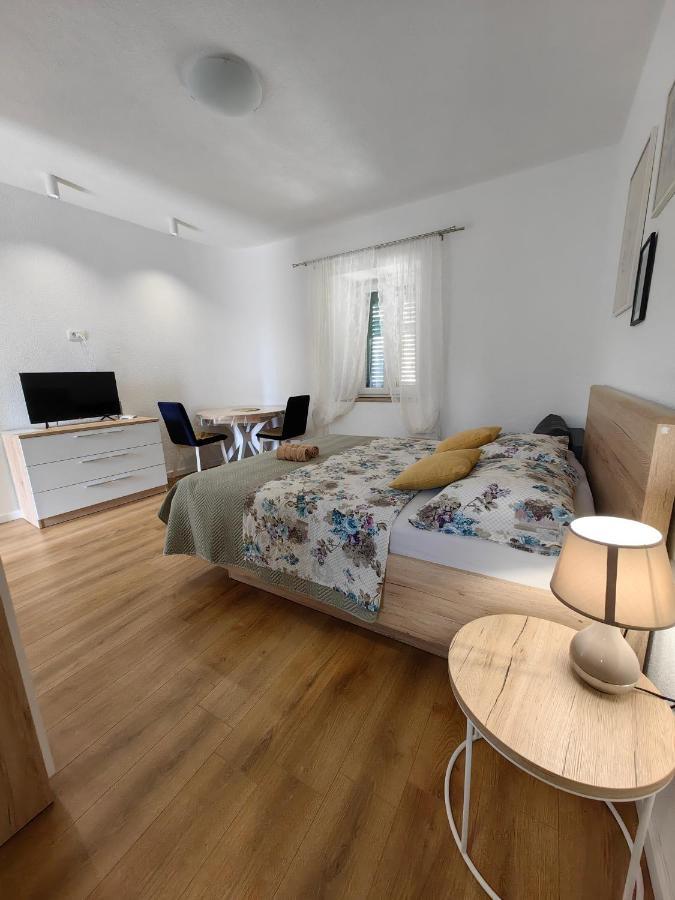 Apartmani Tripalo Imotski Exterior photo